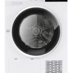 En vit torktumlare med frontmatning, en rund glasdörr, en vridknapp, en digital display som visar 1:20 och en ventilationsöppning längst ned till höger. Varumärket OSBY står längst upp till vänster.