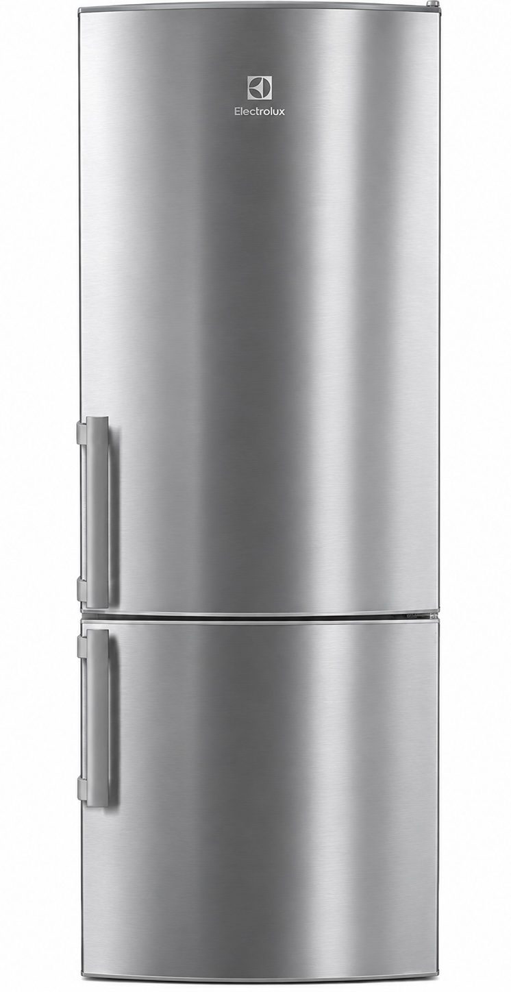 70710a33-e708-4a2b-a297-1ebfb2636d2c Ett kylskåp från Electrolux i rostfritt stål med en kylskåpsdörr upptill och en frysdörr nedtill, båda med vertikala handtag på vänster sida.