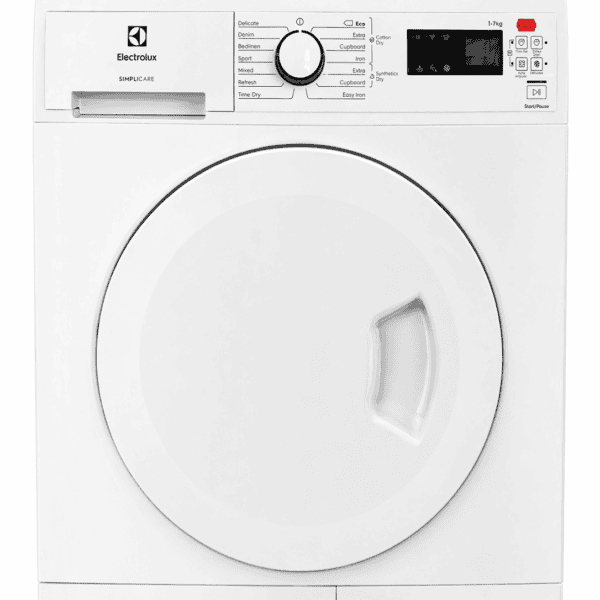 En vit Electrolux SIMPLICARE frontmatad torktumlare med 7 kg kapacitet, rund dörr, kontrollpanel och digital display uppe till höger; vred och knappar ovanför dörren.